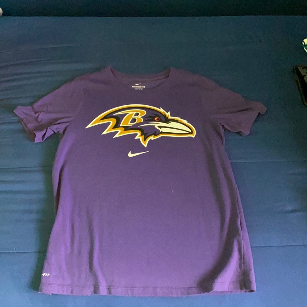 Nike ravens tee